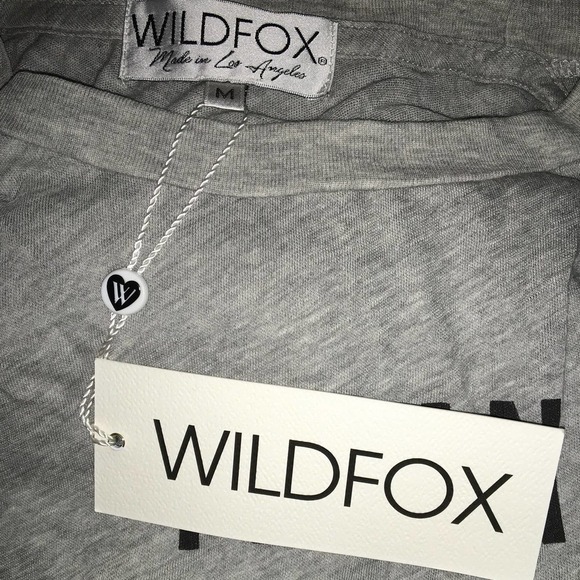 Wildfox Women's I’M AN ILANA Grey Basic Tee Shirt Medium NWT - Picture 4 of 4